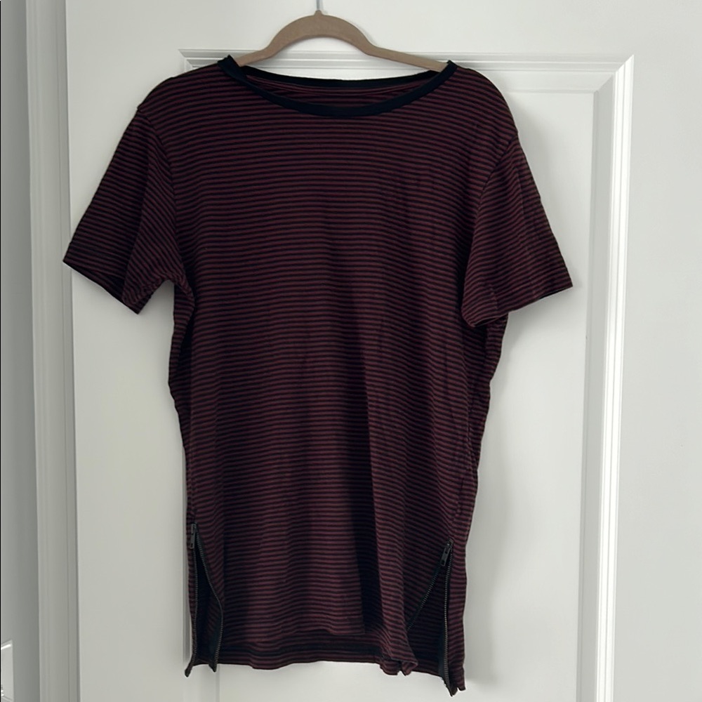 Men's Striped Black and maroon T-Shirt